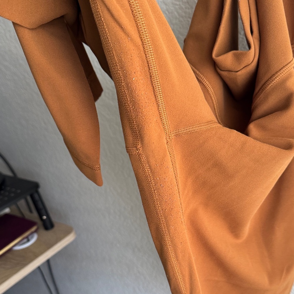 lululemon carmel brown cropped leggings - Picture 5 of 6